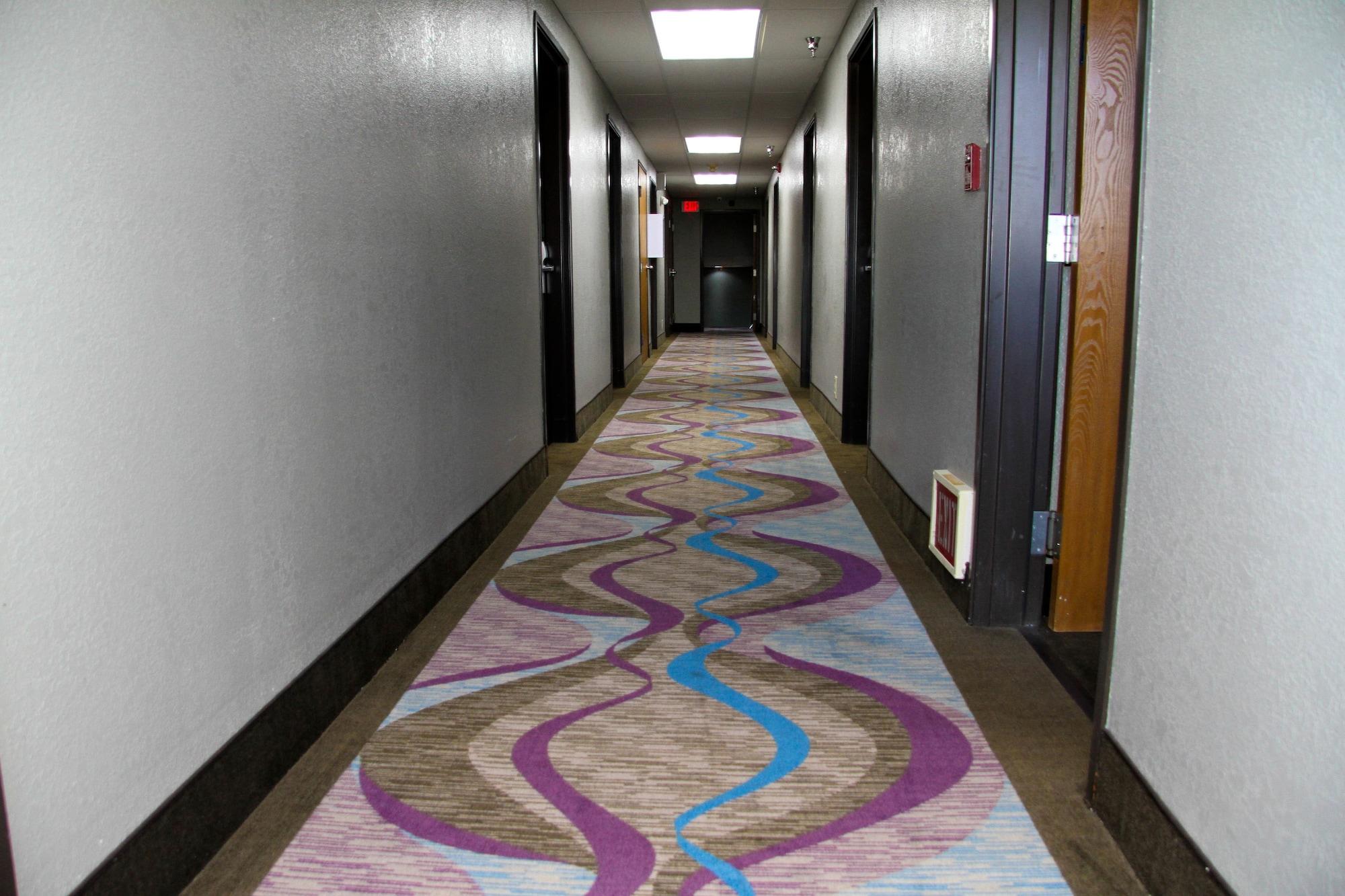 Super 8 By Wyndham Kansas City Zewnętrze zdjęcie