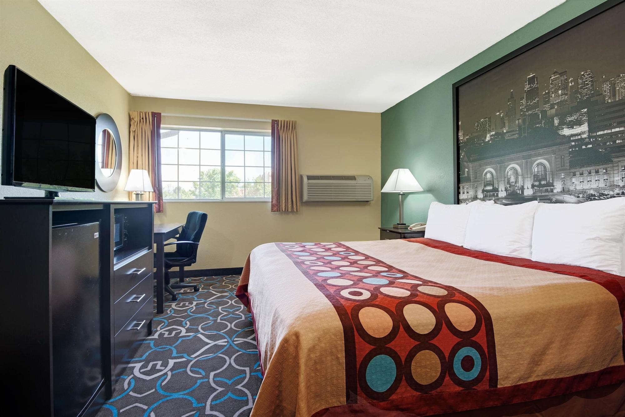 Super 8 By Wyndham Kansas City Zewnętrze zdjęcie