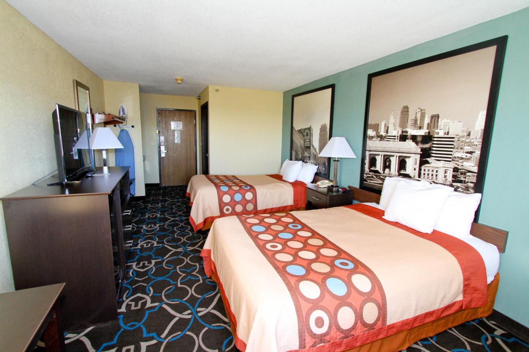 Super 8 By Wyndham Kansas City Zewnętrze zdjęcie