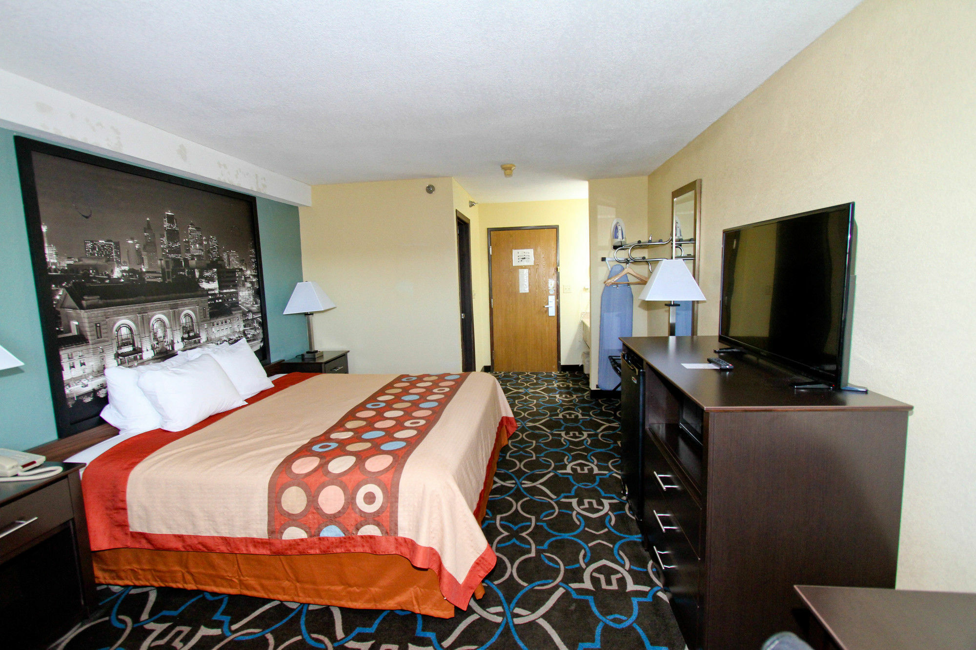 Super 8 By Wyndham Kansas City Zewnętrze zdjęcie