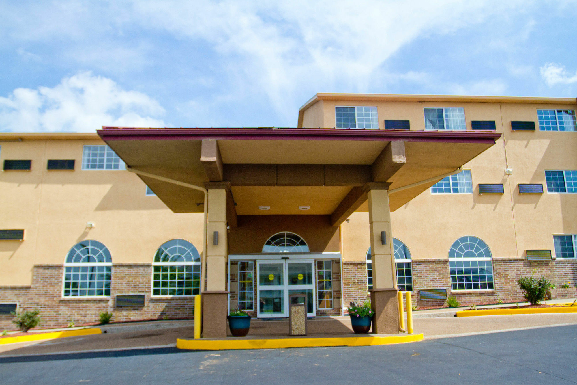 Super 8 By Wyndham Kansas City Zewnętrze zdjęcie