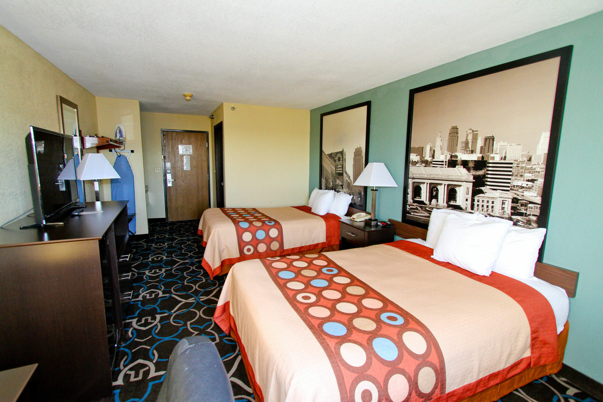 Super 8 By Wyndham Kansas City Zewnętrze zdjęcie